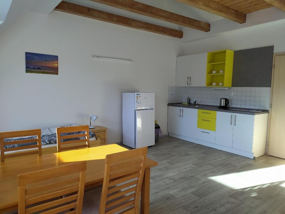 Apartmany Dalov Šternberk Екстериор снимка